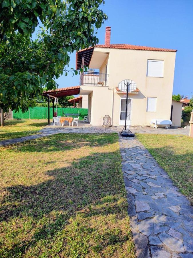 Kerasies Home Karianí Екстериор снимка