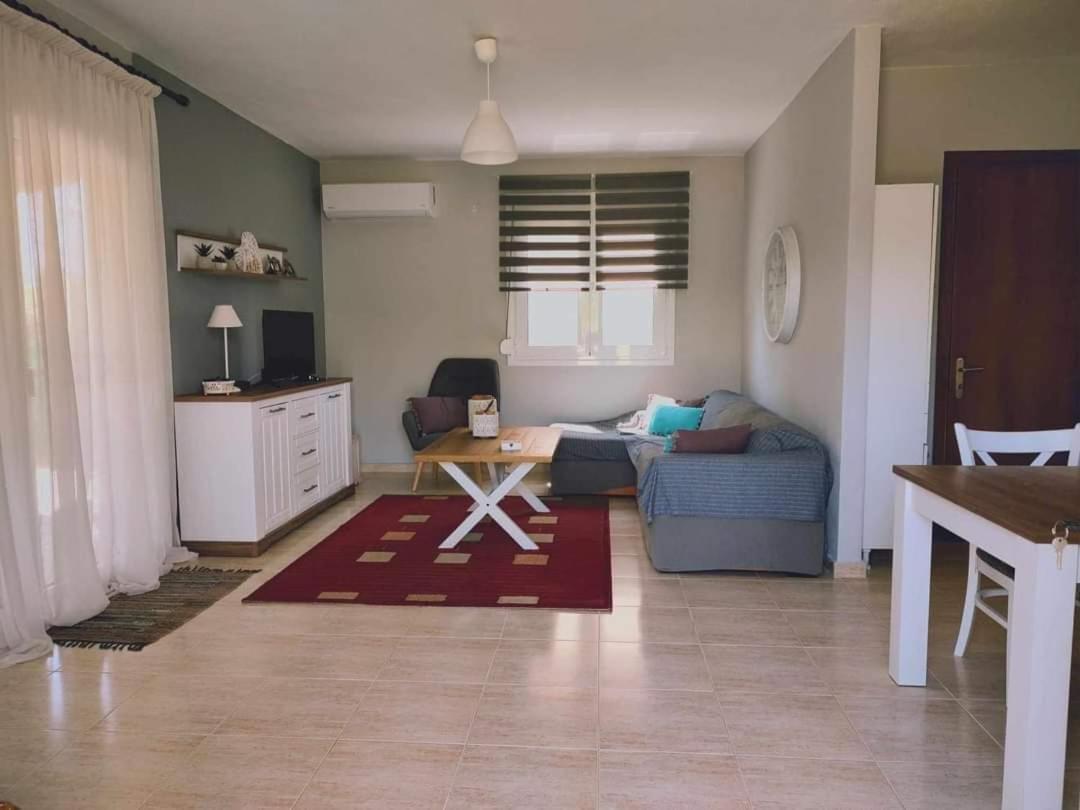 Kerasies Home Karianí Екстериор снимка